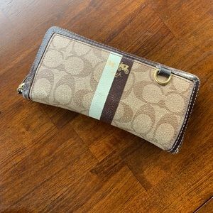 Coach medium zip around wallet